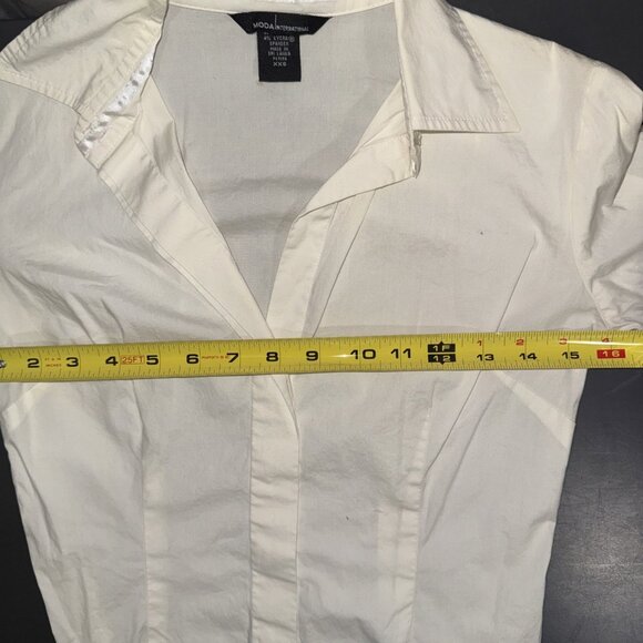 Moda International Button Up Shirt Women’s Size 2XS Ivory Long Sleeve Collared - Picture 10 of 16